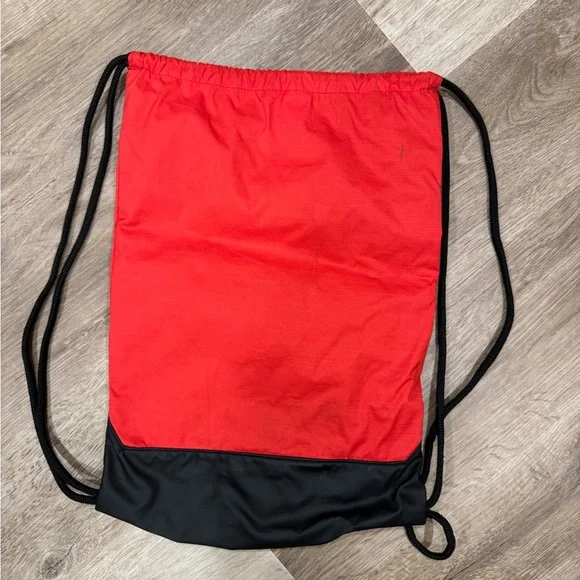 Nike String Bag Red - Picture 2 of 2